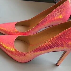 NINE WEST IRIDESCENT PUMPS NWOT